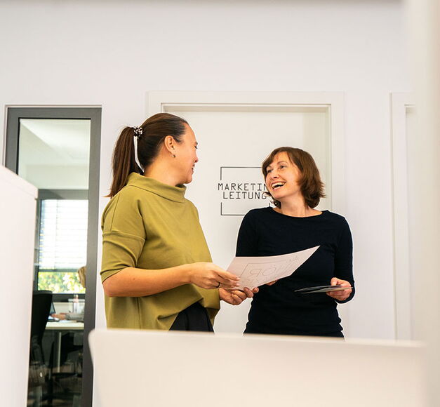 Marie Guirao und Kirstin Young